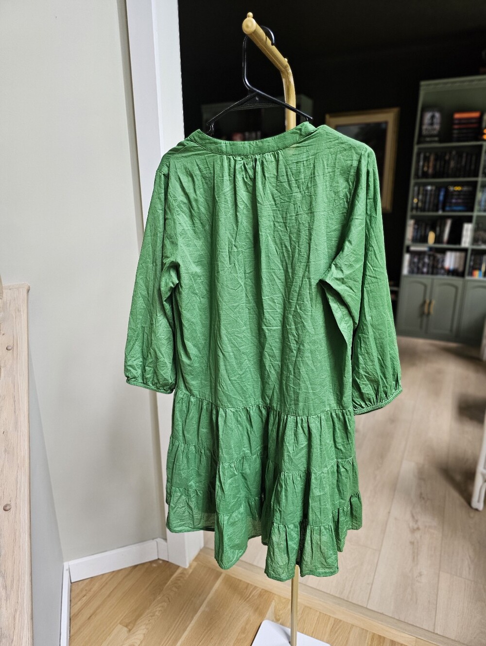 $124 LAKE Eloise Green Tiered Button-Front Dress in Palm Green - Picture 11 of 11